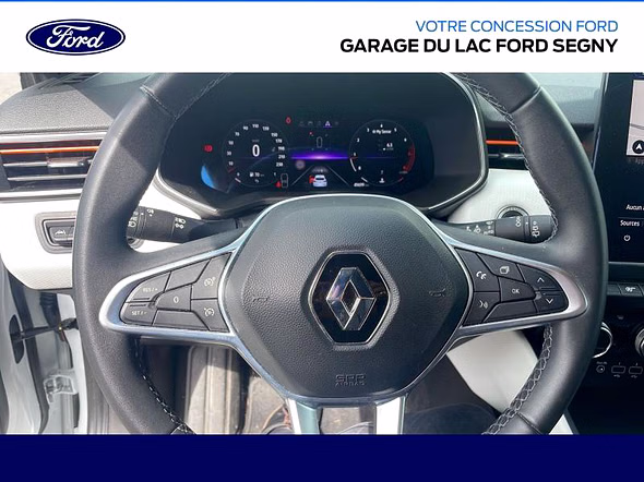 RENAULT Clio 1.3 TCe 140ch Techno - Miniature 6