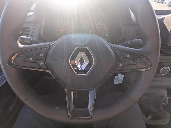 RENAULT Trafic Fg L1H1 2T8 2.0 Blue dCi 130ch Confort - Miniature 15