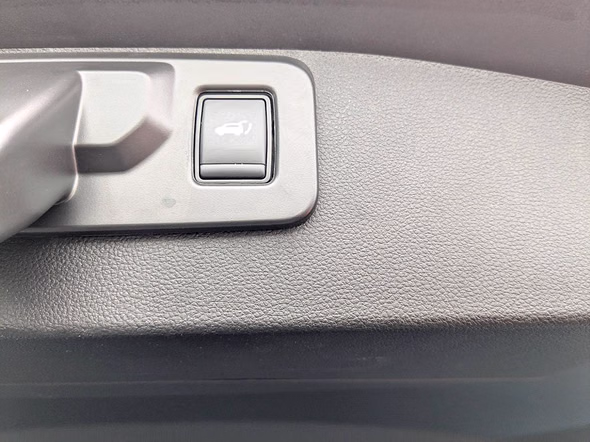 RENAULT Symbioz 1.6 E-Tech full hybrid 145ch Iconic - Miniature 20