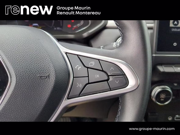 RENAULT Captur 1.6 E-Tech hybride 145ch Evolution - Miniature 27