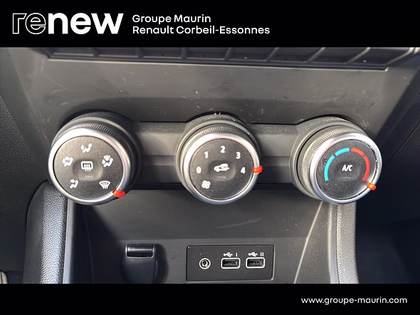 RENAULT Captur 1.0 Eco-G 100ch Evolution - Miniature 27