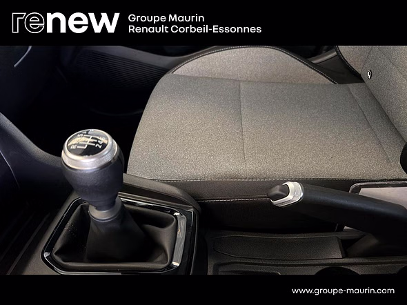 RENAULT Clio 1.5 dCi 100ch Evolution - 25 - Miniature 17