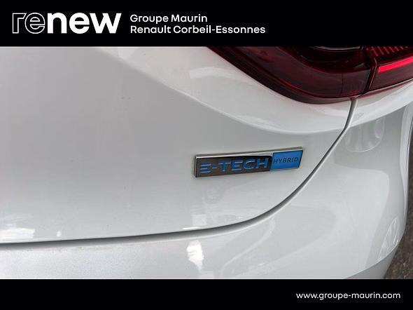 RENAULT Clio 1.6 E-Tech hybride 145ch Evolution - Miniature 9