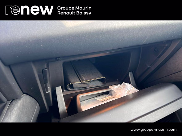 RENAULT Captur 1.6 E-Tech Plug-in 160ch Intens - Miniature 33