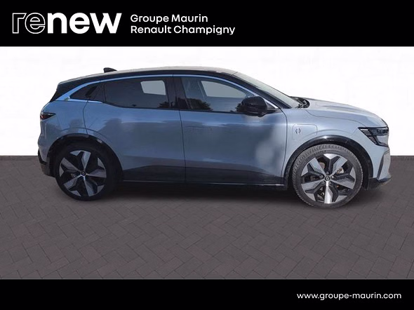 RENAULT Megane E-Tech Electric EV60 220ch Techno super charge -B - Vue 3