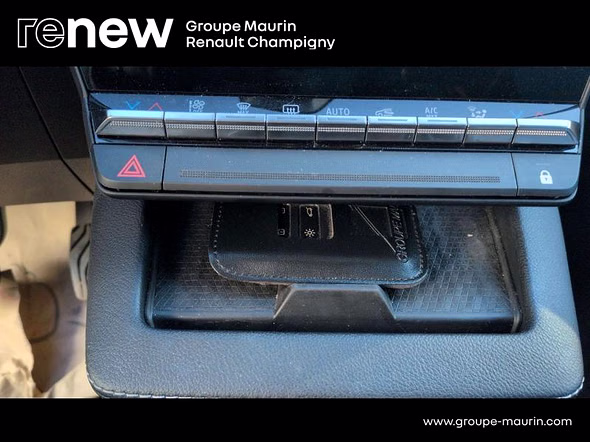 RENAULT Megane E-Tech Electric EV60 220ch Techno super charge -B - Miniature 29