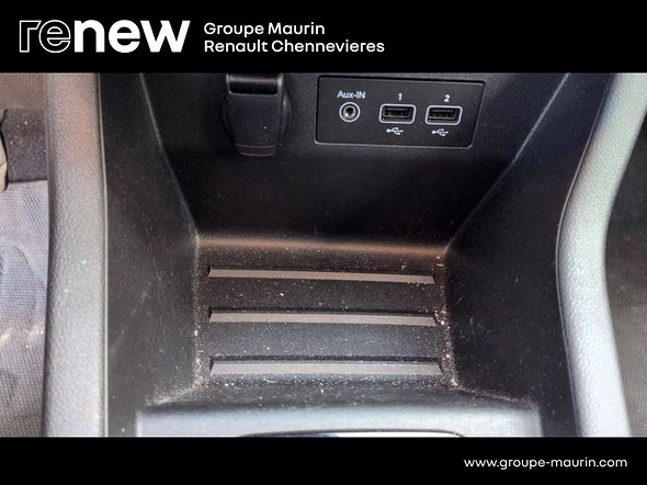 RENAULT Clio 1.0 TCe 100ch Evolution GPL - Miniature 27