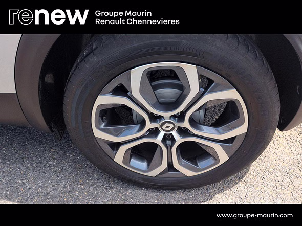 RENAULT Captur 1.3 TCe mild hybrid 140ch Techno - Miniature 17