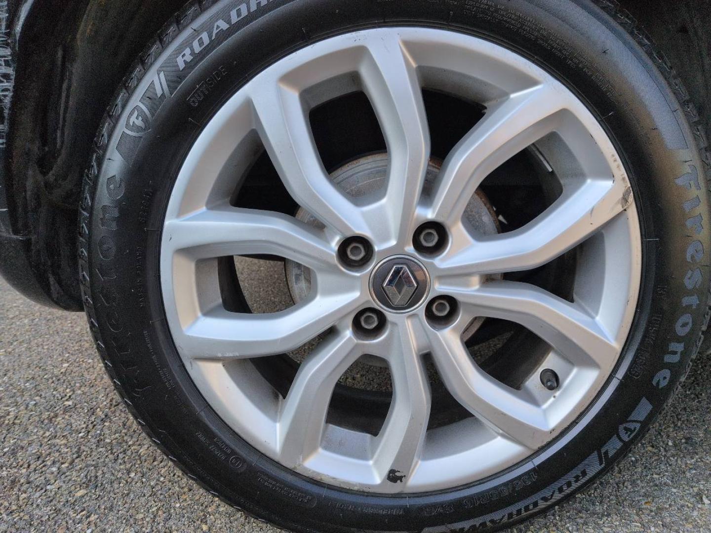 RENAULT Clio 1.5 dCi 90ch energy Limited 5p - Photo 8