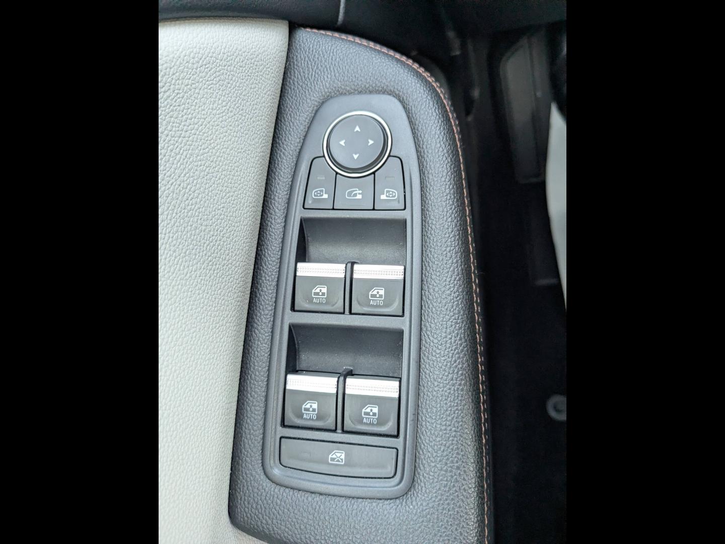 RENAULT Clio 1.6 E-Tech hybride 140ch Initiale Paris -21N - Photo 22