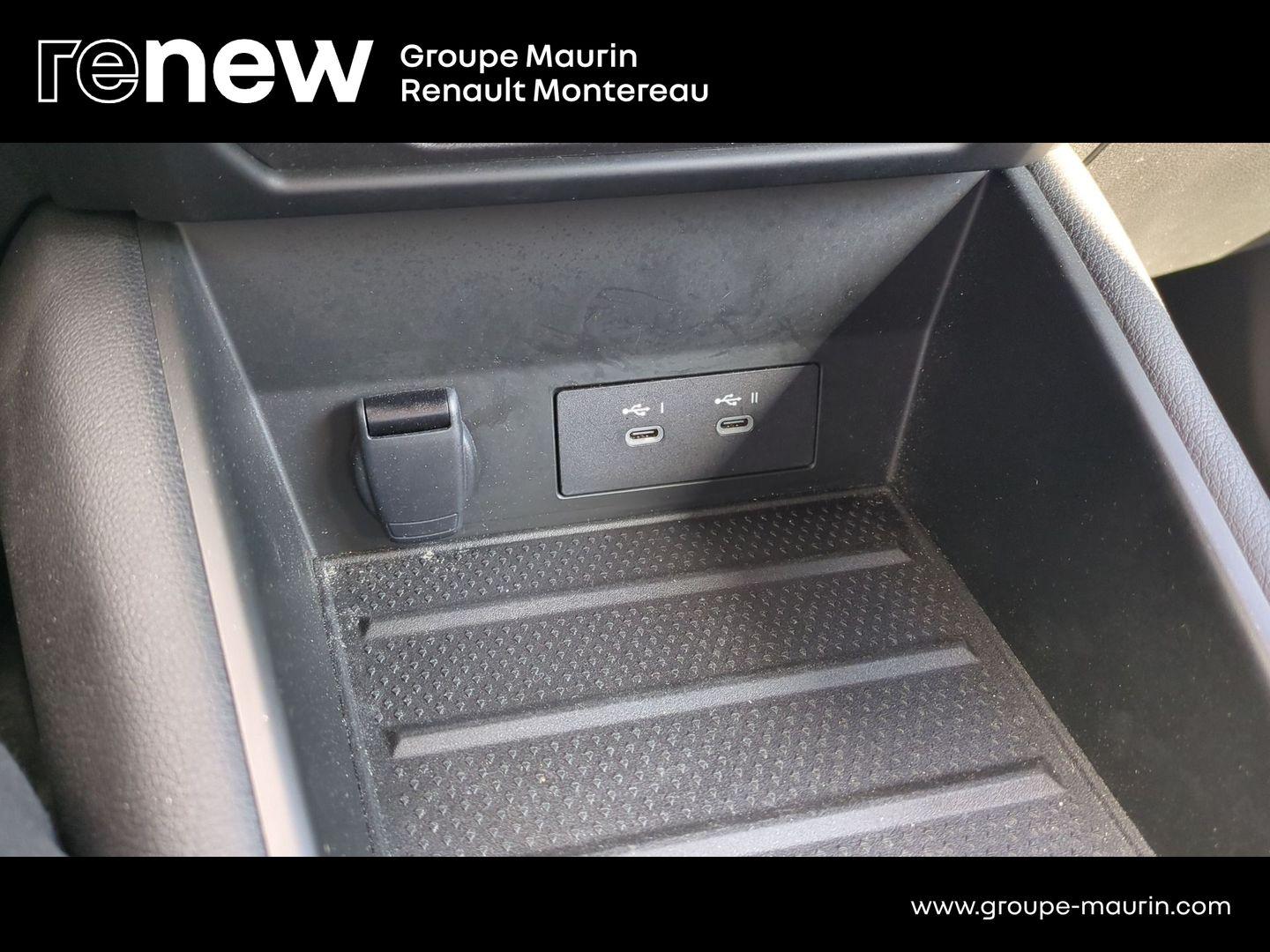 RENAULT Symbioz 1.6 E-Tech full hybrid 145ch Iconic - Photo 27