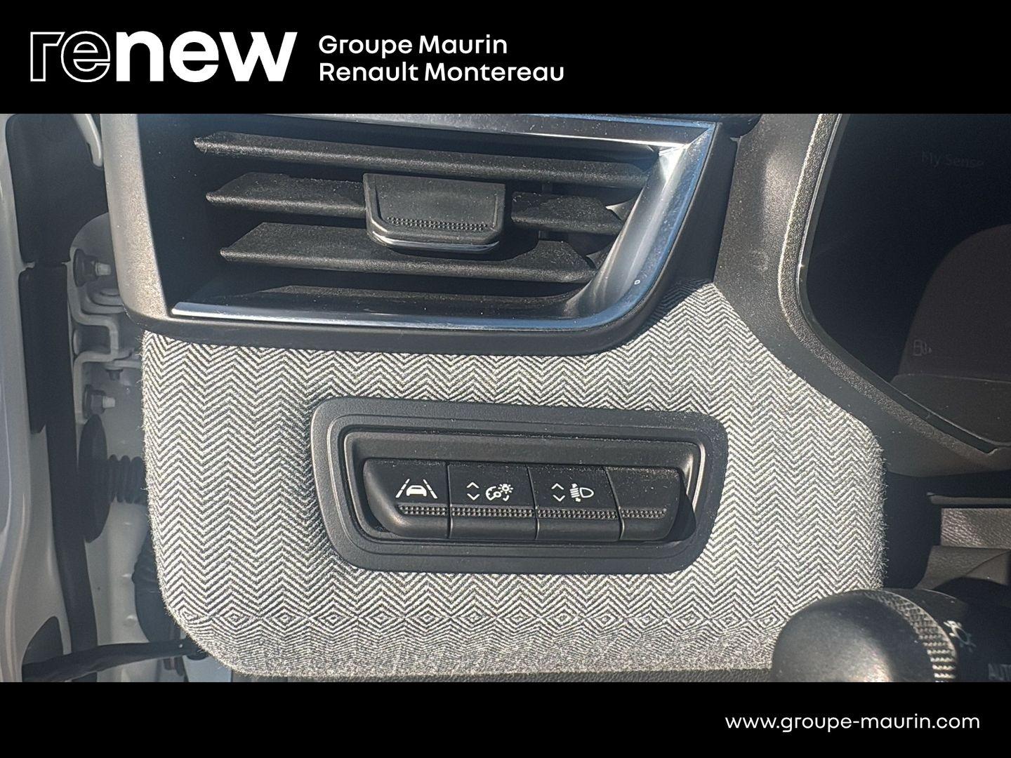 RENAULT Clio 1.6 E-Tech 145ch full hybrid Techno - Photo 20