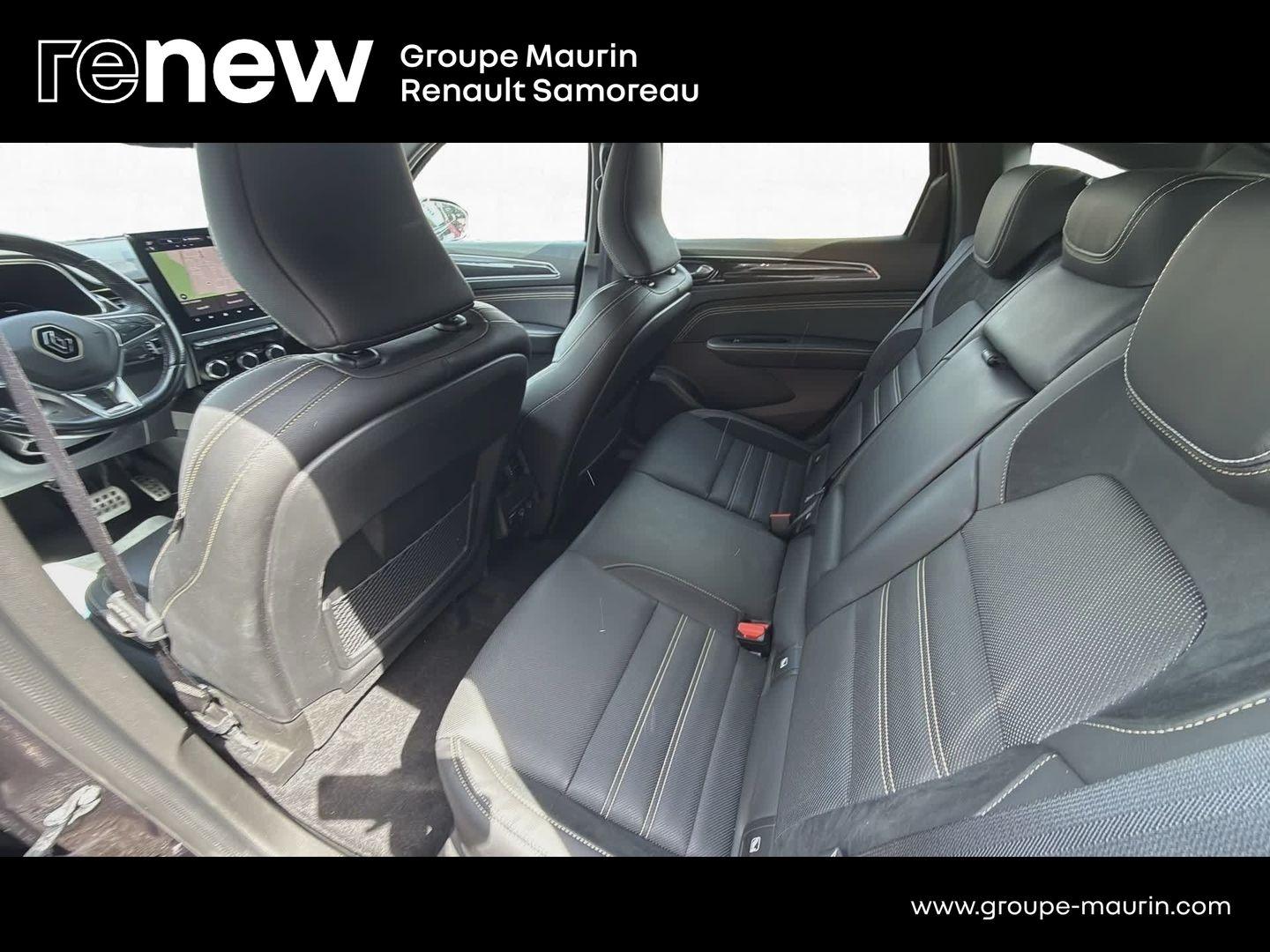 RENAULT Arkana 1.6 E-Tech hybride 145ch Engineered -22 - Photo 13