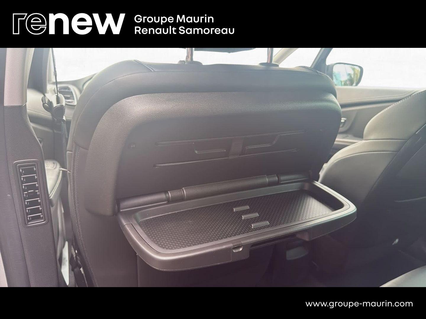 RENAULT Grand Scenic 1.6 dCi 130ch Energy Initiale Paris - Photo 36