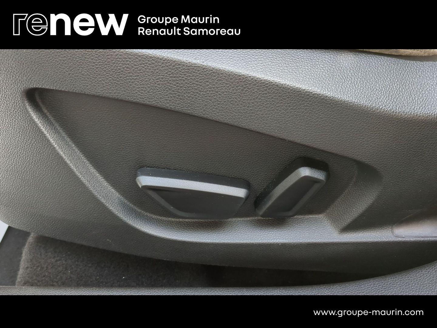 RENAULT Captur 1.5 Blue dCi 115ch Initiale Paris EDC - Photo 20