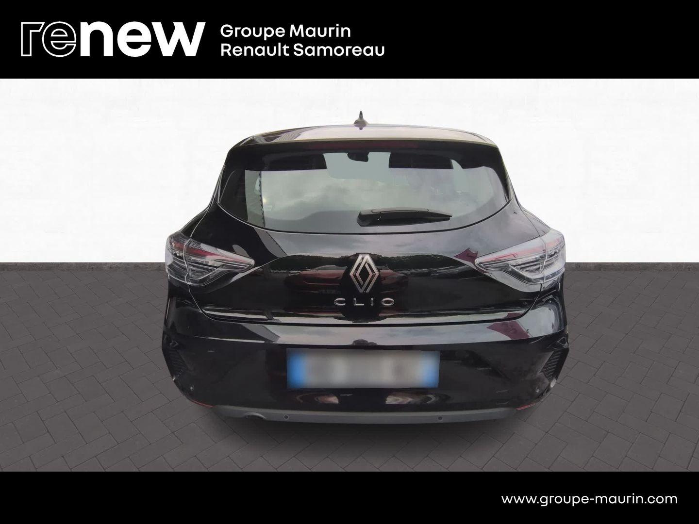 RENAULT Clio 1.5 dCi 100ch Evolution - 25 - Photo 6
