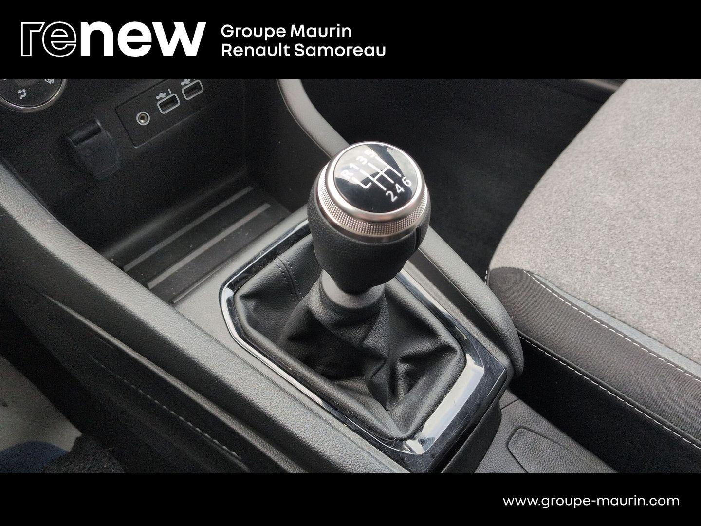 RENAULT Clio 1.5 dCi 100ch Evolution - 25 - Photo 13
