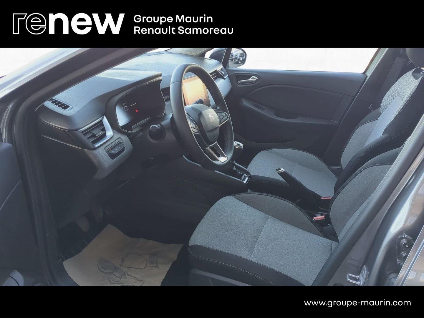 RENAULT Clio 1.5 dCi 100ch Evolution - 25 - Photo 17