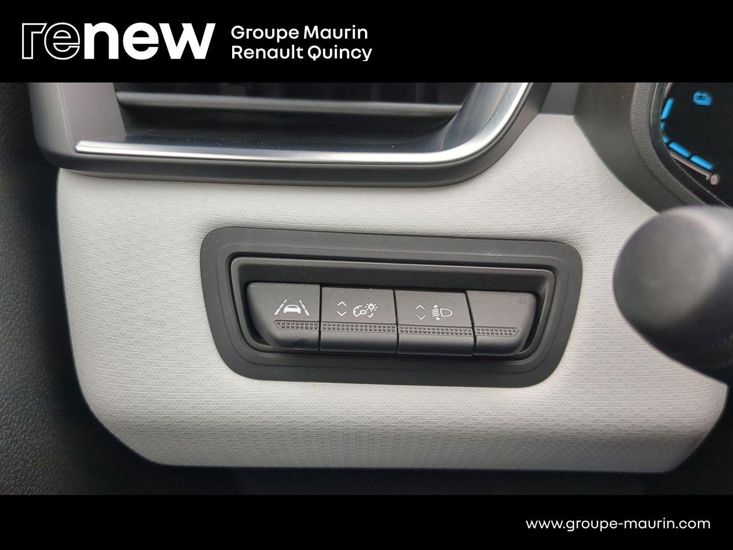 RENAULT Clio 1.6 E-Tech hybride 145ch Techno - Photo 17