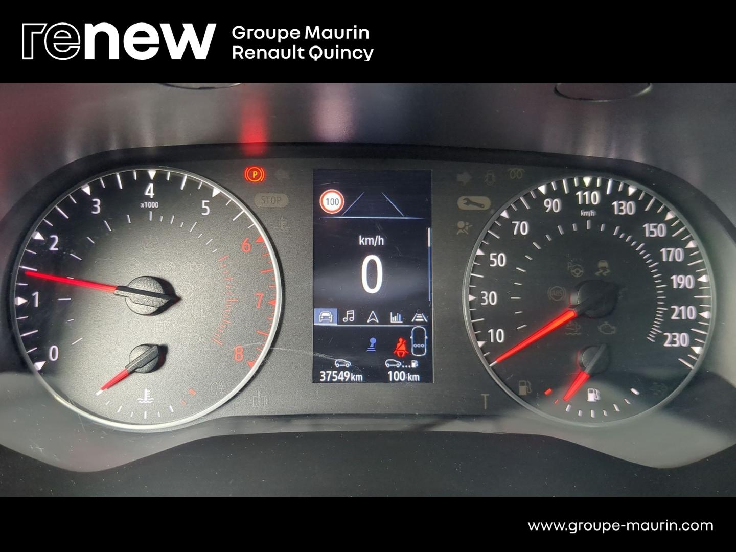 RENAULT Captur 1.0 TCe 90ch Evolution - Photo 11