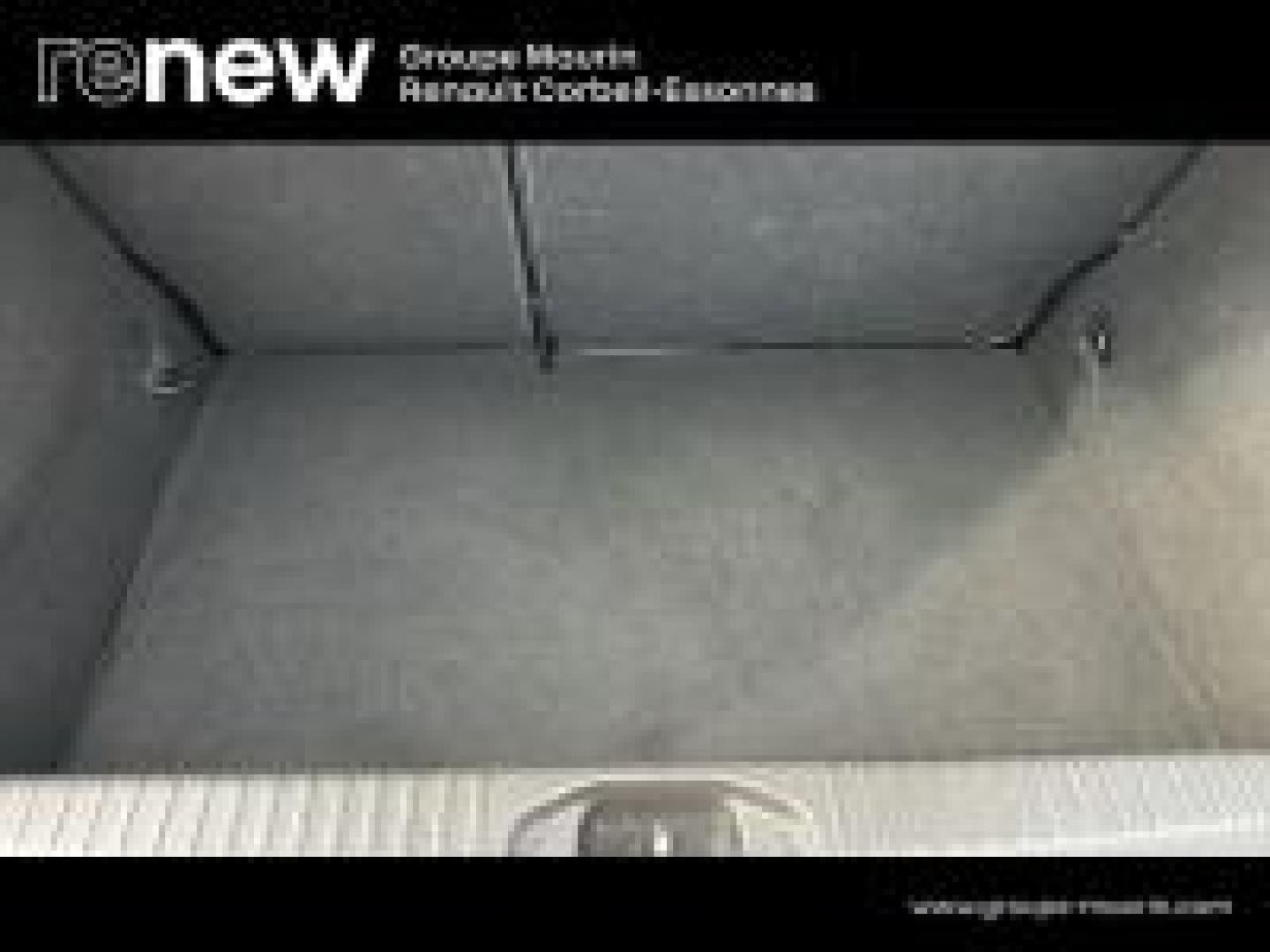 RENAULT Clio 1.6 E-Tech hybride 145ch Techno - Photo 21