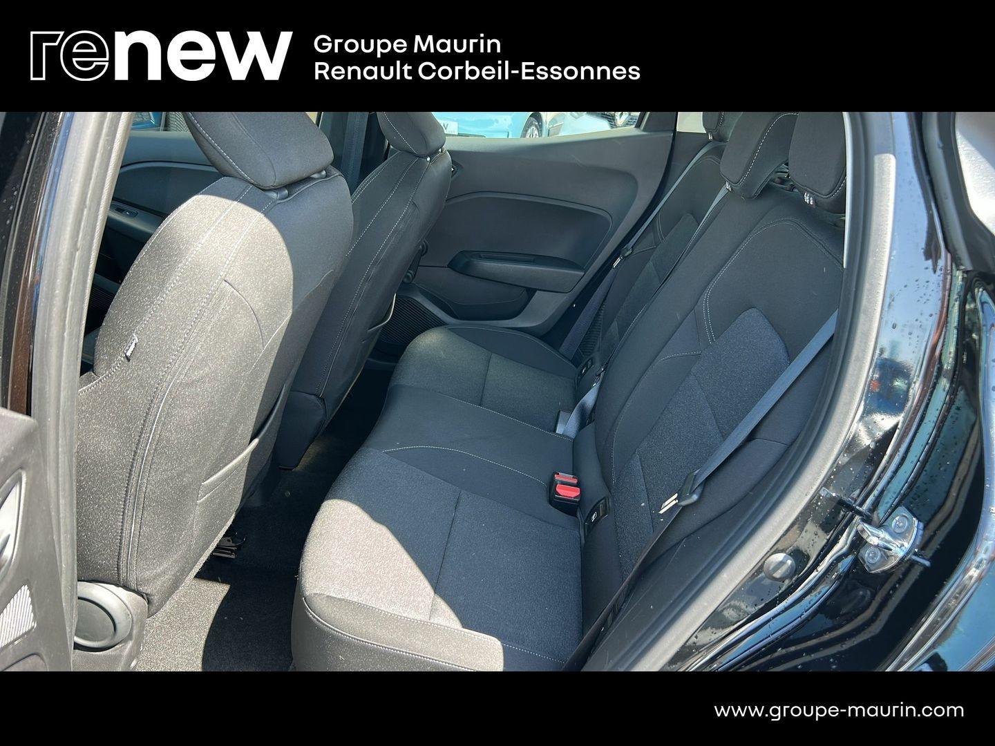 RENAULT Clio 1.6 E-Tech hybride 140ch Business -21N - Photo 9