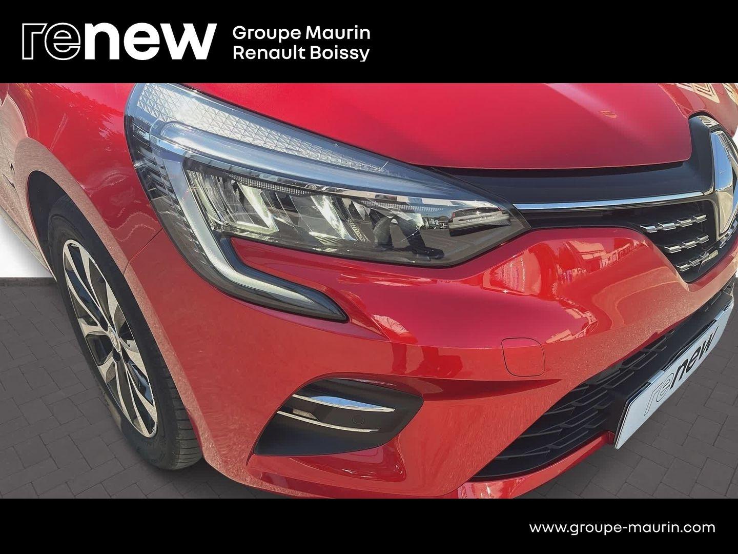 RENAULT Clio 1.6 E-Tech hybride 145ch Techno - Photo 17