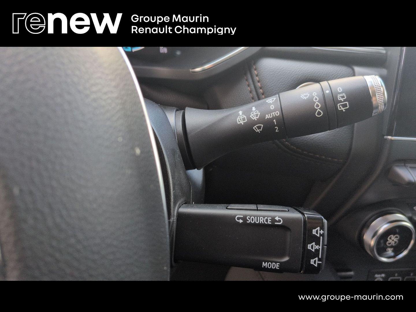 RENAULT Captur 1.6 E-Tech hybride rechargeable 160ch Initiale Paris -21 - Photo 23