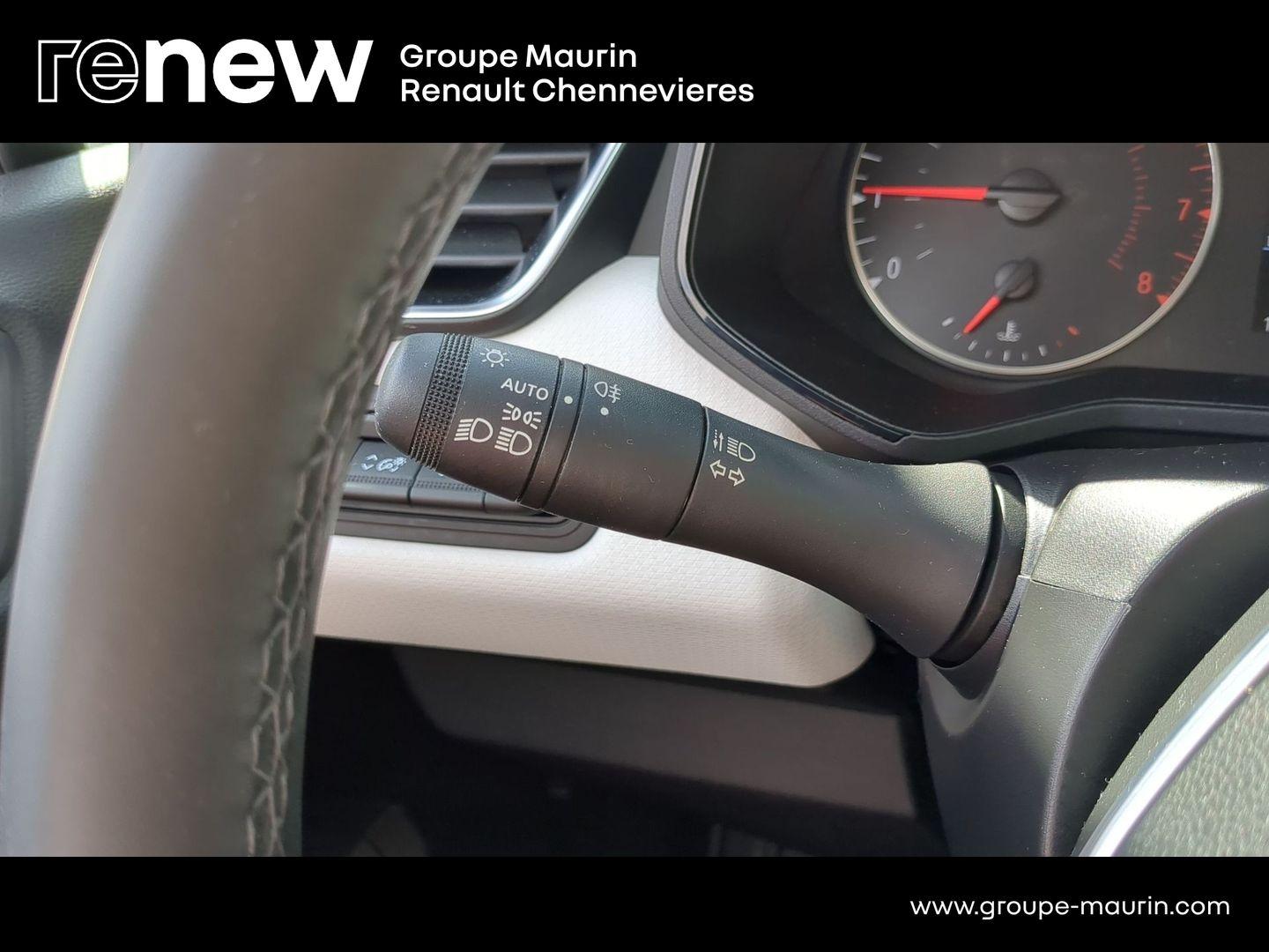 RENAULT Clio 1.0 TCe 90ch Evolution - Photo 34