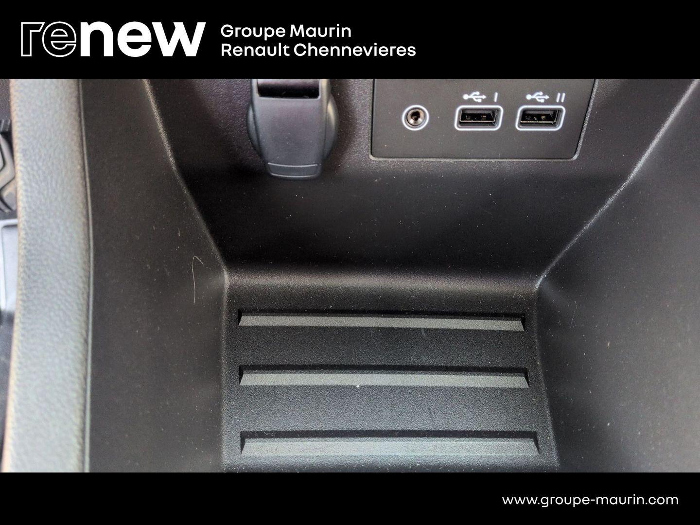 RENAULT Clio 1.0 TCe 90ch Evolution - 24 - Photo 26