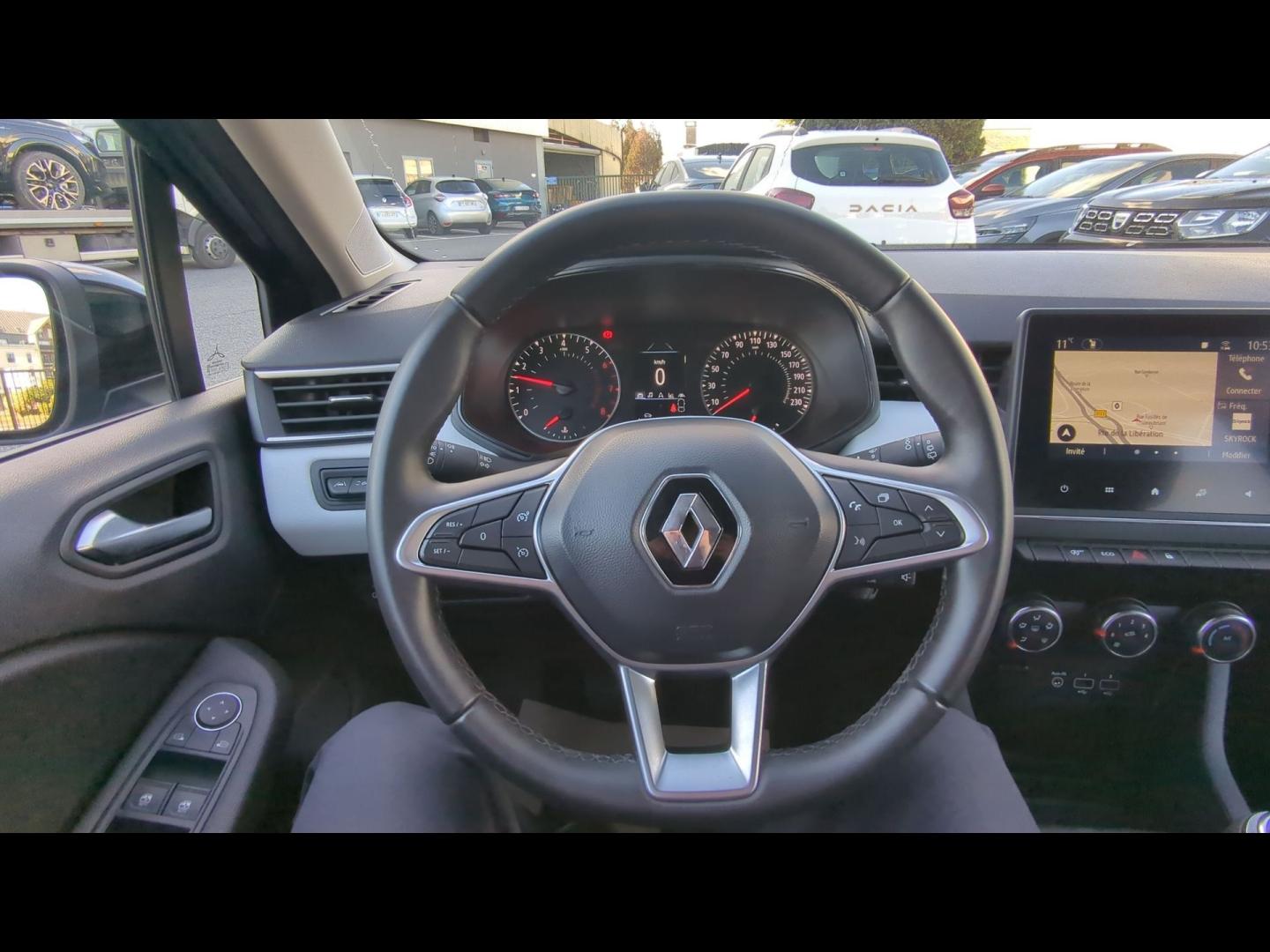 RENAULT Clio 1.0 TCe 100ch Evolution GPL - Photo 13