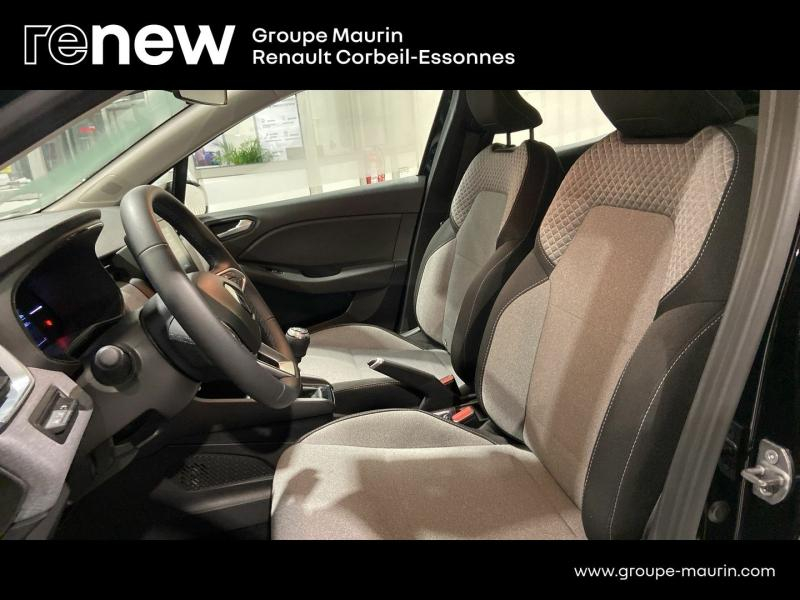 RENAULT Clio d’occasion à vendre à CORBEIL-ESSONNES chez GRAND GARAGE FERAY SAE (Photo 10)