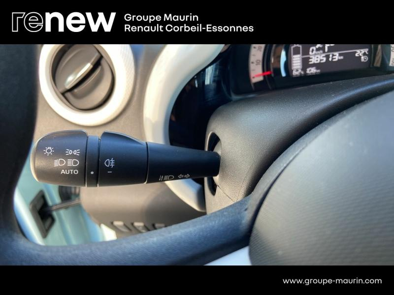 RENAULT Twingo d’occasion à vendre à CORBEIL-ESSONNES chez GRAND GARAGE FERAY SAE (Photo 18)