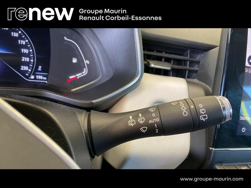 RENAULT Clio d’occasion à vendre à CORBEIL-ESSONNES chez GRAND GARAGE FERAY SAE (Photo 12)