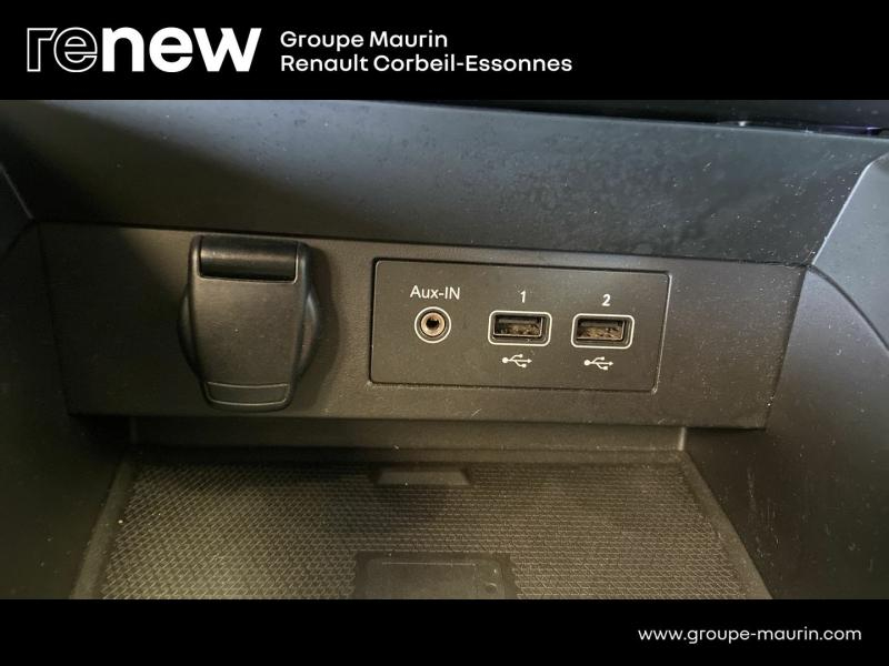 RENAULT Clio d’occasion à vendre à CORBEIL-ESSONNES chez GRAND GARAGE FERAY SAE (Photo 19)