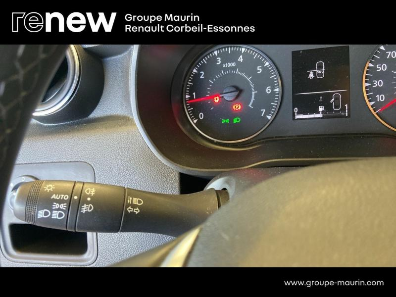 DACIA Duster d’occasion à vendre à CORBEIL-ESSONNES chez GRAND GARAGE FERAY SAE (Photo 19)