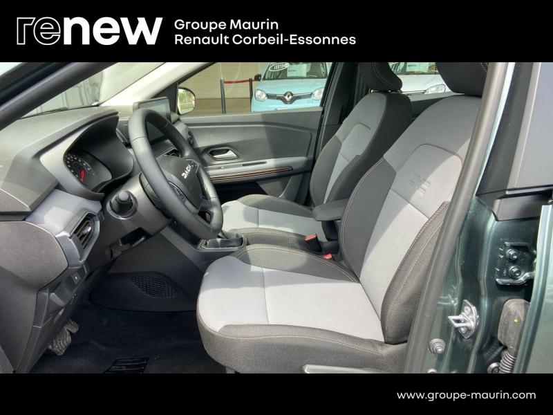 DACIA Sandero d’occasion à vendre à CORBEIL-ESSONNES chez GRAND GARAGE FERAY SAE (Photo 18)