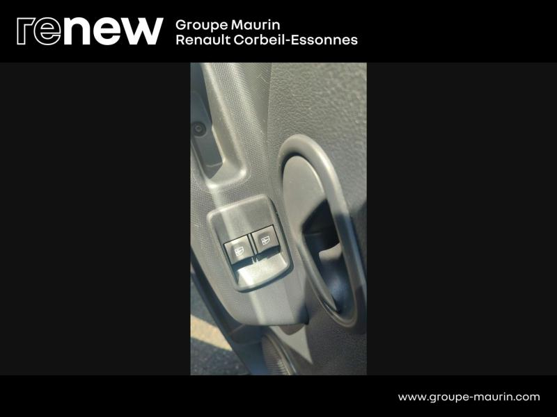 DACIA Sandero d’occasion à vendre à CORBEIL-ESSONNES chez GRAND GARAGE FERAY SAE (Photo 14)
