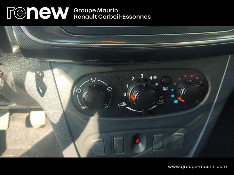 DACIA Sandero d’occasion à vendre à CORBEIL-ESSONNES chez GRAND GARAGE FERAY SAE (Photo 17)
