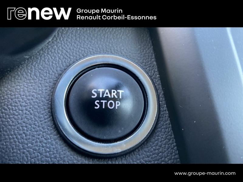 RENAULT Kadjar d’occasion à vendre à CORBEIL-ESSONNES chez GRAND GARAGE FERAY SAE (Photo 19)