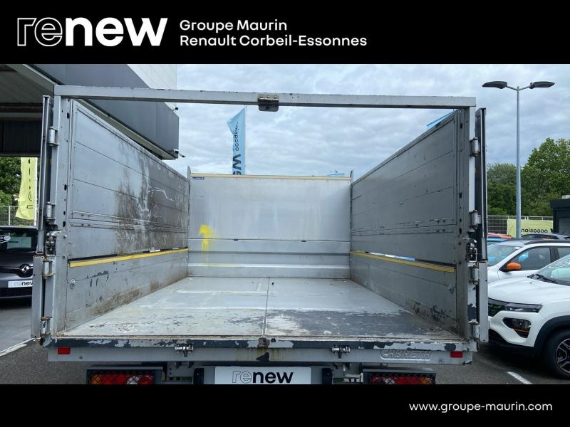 RENAULT Master Benne VUL d’occasion à vendre à CORBEIL-ESSONNES chez GRAND GARAGE FERAY SAE (Photo 9)