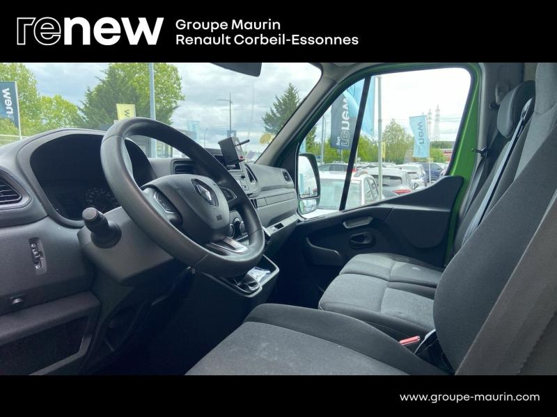 RENAULT Master Benne VUL d’occasion à vendre à CORBEIL-ESSONNES chez GRAND GARAGE FERAY SAE (Photo 10)