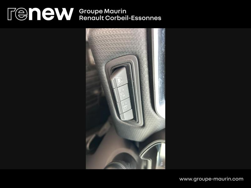RENAULT Clio d’occasion à vendre à CORBEIL-ESSONNES chez GRAND GARAGE FERAY SAE (Photo 14)