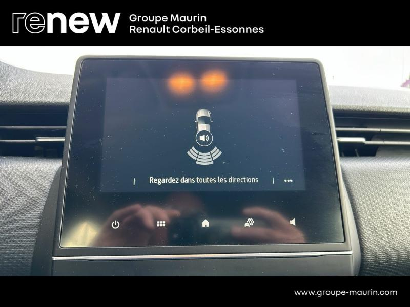 RENAULT Clio d’occasion à vendre à CORBEIL-ESSONNES chez GRAND GARAGE FERAY SAE (Photo 16)