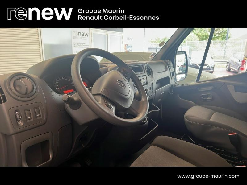 RENAULT Master Fg VUL d’occasion à vendre à CORBEIL-ESSONNES chez GRAND GARAGE FERAY SAE (Photo 12)