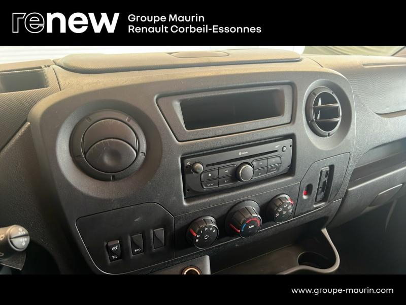 RENAULT Master Fg VUL d’occasion à vendre à CORBEIL-ESSONNES chez GRAND GARAGE FERAY SAE (Photo 14)