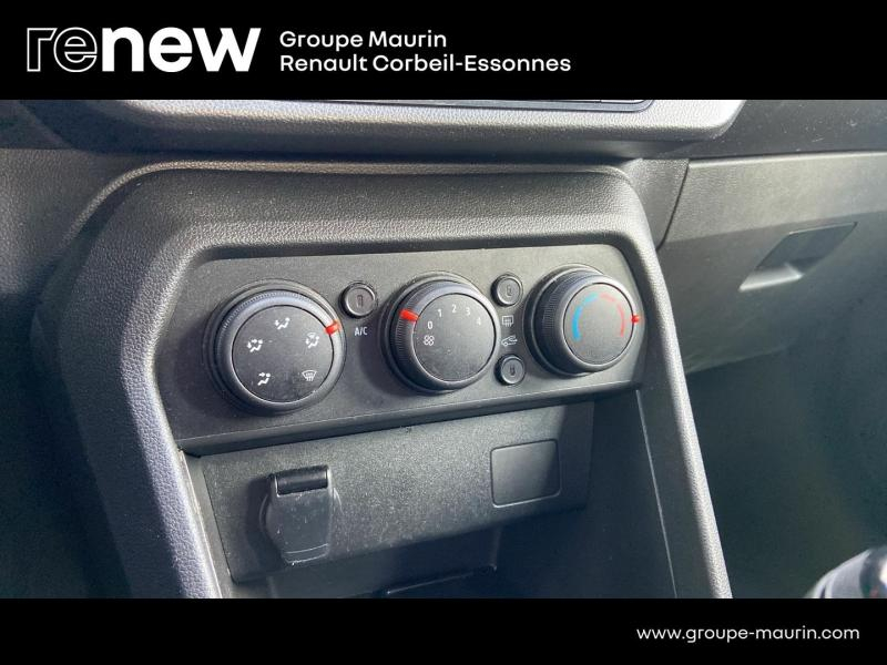DACIA Sandero d’occasion à vendre à CORBEIL-ESSONNES chez GRAND GARAGE FERAY SAE (Photo 14)