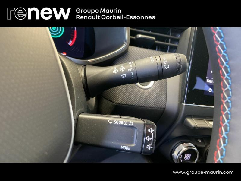 RENAULT Clio d’occasion à vendre à CORBEIL-ESSONNES chez GRAND GARAGE FERAY SAE (Photo 17)
