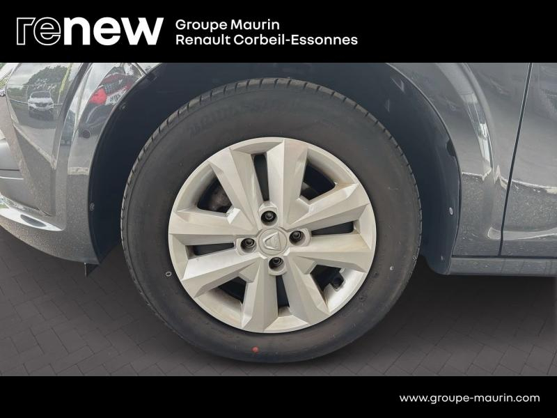 DACIA Sandero d’occasion à vendre à CORBEIL-ESSONNES chez GRAND GARAGE FERAY SAE (Photo 9)