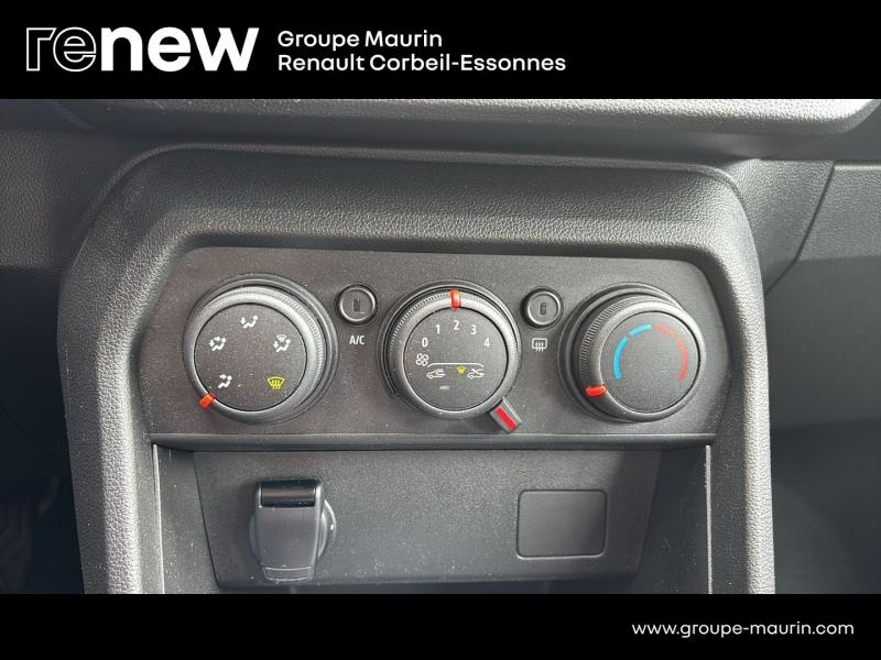 DACIA Sandero d’occasion à vendre à CORBEIL-ESSONNES chez GRAND GARAGE FERAY SAE (Photo 13)
